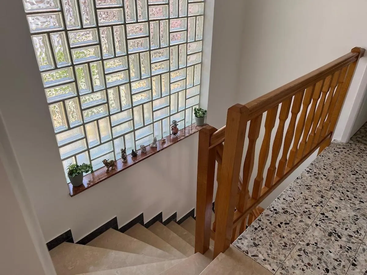 Villa Lyra Trogir 0*,  Croatia